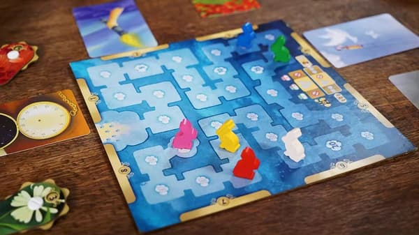 Dixit Classic Unbox Now - Dragonfly - Dixit Classic - Engelsk Skakbrætspil, Multicolor - Ny Version