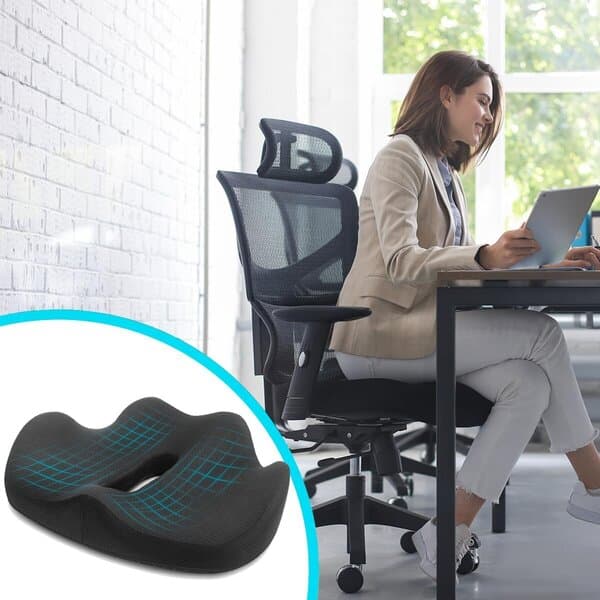 Ergonomisk memoryskum pude Masteymoh, sort