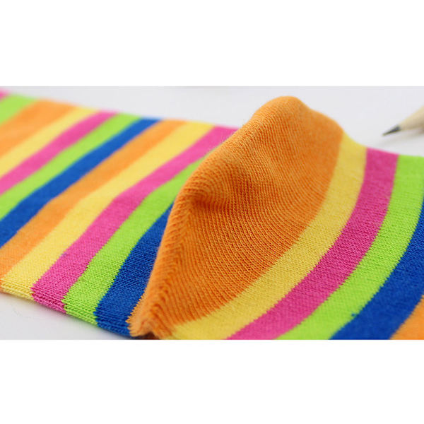 4 par Full Finger Toe Socks Bomullssockor Toe Separated Socks Rainbow Stripe Socks för kvinnor flickor
