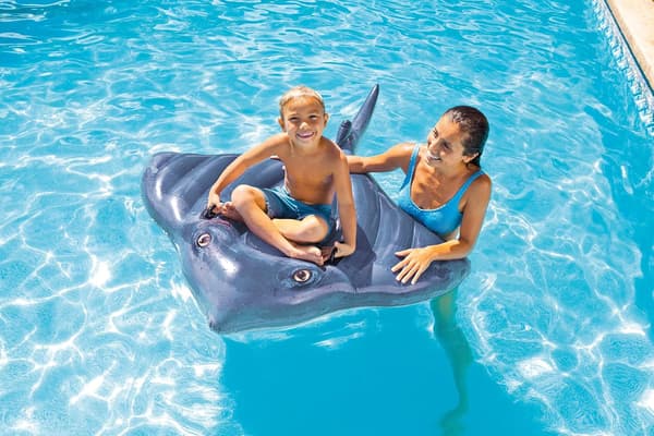 Uppblåsbara pool- och strandleksaker, uppblåsbara djur