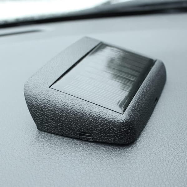 Bilsolcellsdriven LCD-klocka, bilsolcellsdriven LCD-klocka med tid (12/24 timmar) + datum + vecka + temperatur