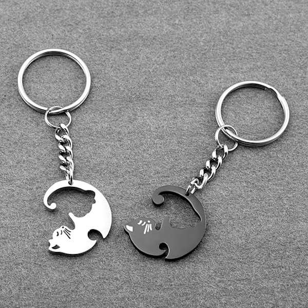 Par Keyrings Yin Yang Kat Nøglering Rustfrit Stål 2 stk Puslespil Katte Nøglering til Ham og Hendes Venner Valentinsgave
