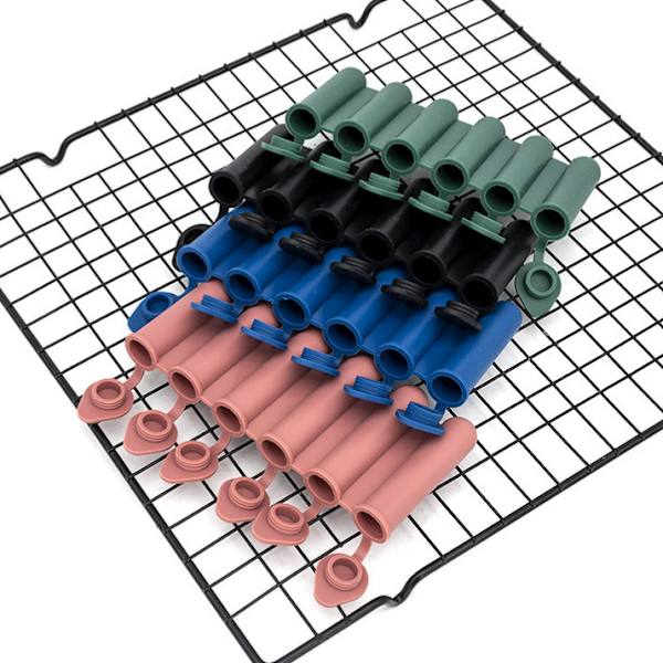 4 färger Mini Ice Cube Stick Bricka med lock,  Ice Cube formar för vattenflaskor, Lätt tryck och pop ut vattenflaska Ice Stick mögel