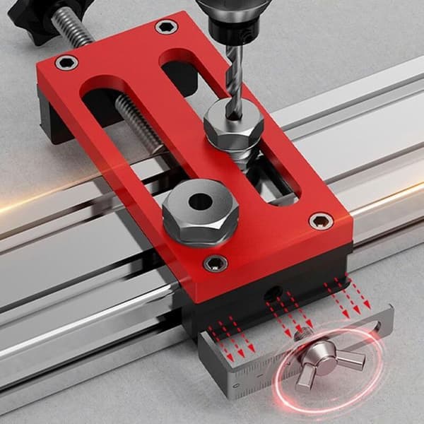 Skåpsdörr. Monteringsjigg i aluminium. DUT PRECISION DRILLING SHEET ALLOY.