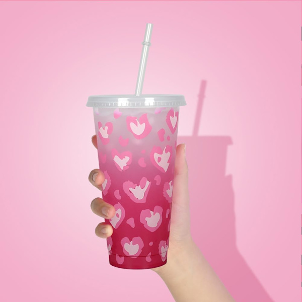 2 stk Valentinsdag Kopper Gjenbrukbare Plast Kopper med Lopp og Sugerør 710ML Fargeskiftende Kopper, Iskaffe Kopp Fest