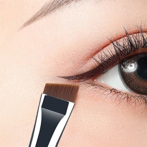 TECHNIQUE PRO HIGH PRECISION ØYESMINKEBØRSTESETT