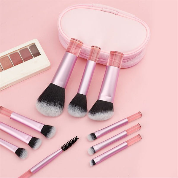 TECHNIQUE PRO PETITE GLOW BRUSH RESET - VAALEANPUNAINEN