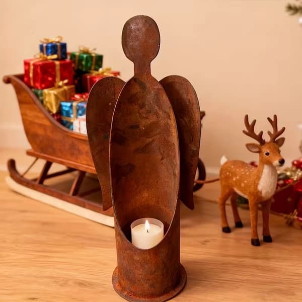 Julelysestake, rustet og patinert metall lysestake formet som en engel 1pc