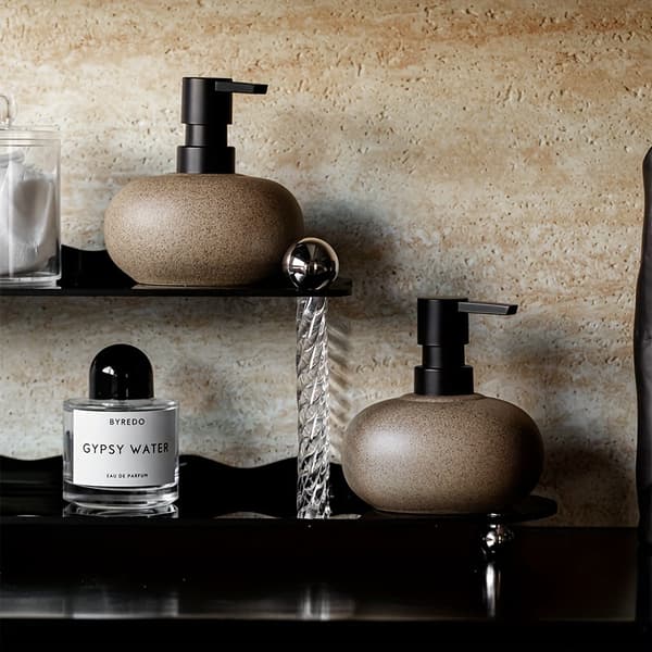 Lyxigt Beige Keramiskt Tvåldispenser Set – Eleganta Påfyllningsbara Flaskor khaki