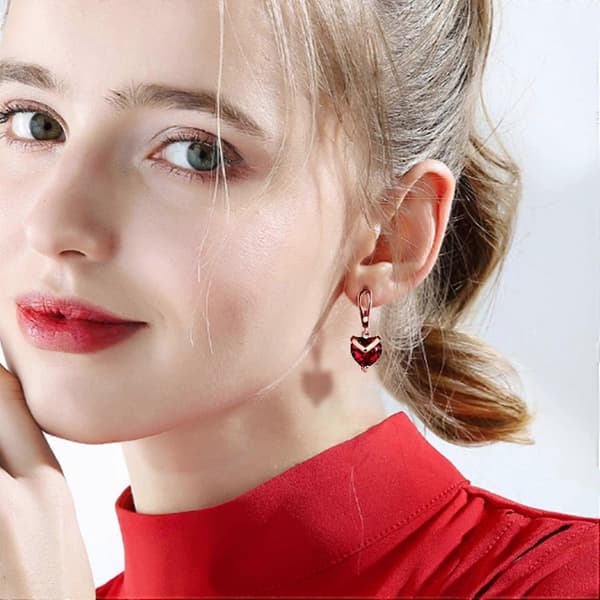 Dame Ruby Crystal Hjerteformede Rose Gullbelagte Mote Smykker Øredobber