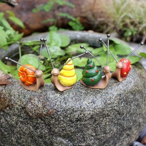 4-delt sett, mini snegle skulptur bonsai ornamenter 4pc