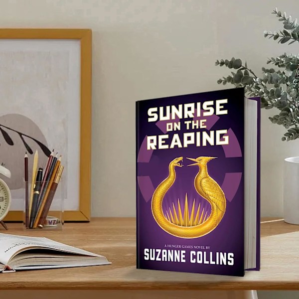 Solopgang over Høsten: En Hunger Games Sci-Fi Dystopisk Episk Paperback