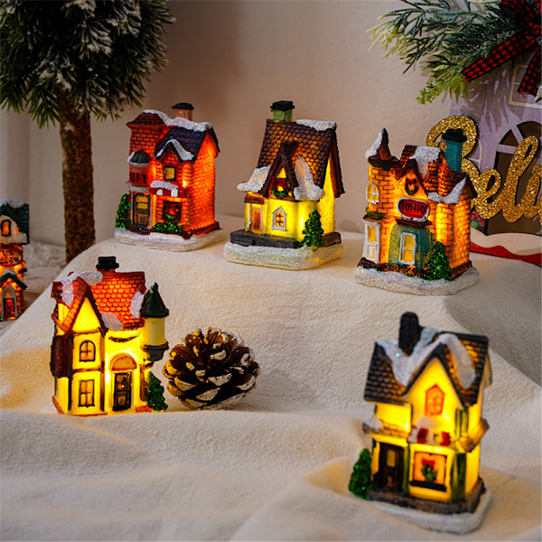 Julscenhus LED Varm Ljus Miniatyr By Dekoration F