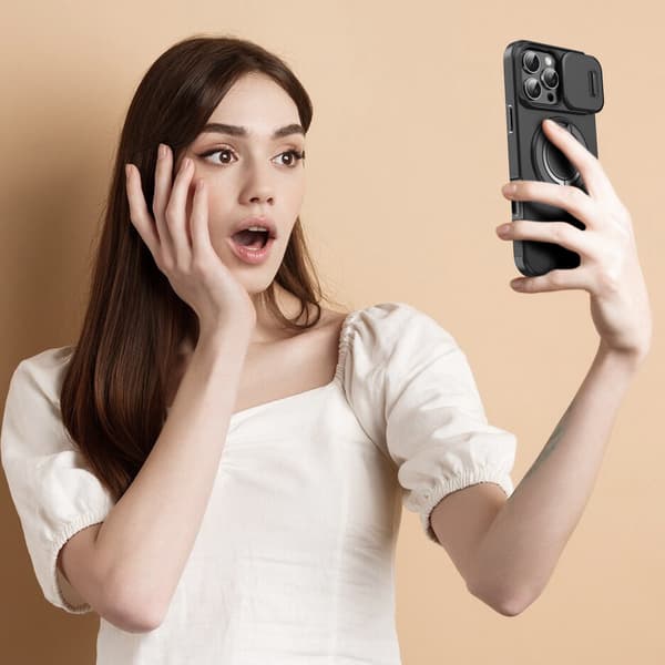 Deksler til iPhone 18 Pro Max med magnetisk ringstativ, skyvbart linsedeksel og anti-fallbeskyttelse Burgundy