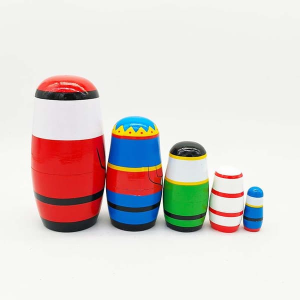 Ryska Matryoshka-dockor staplade i träkapslingsset 5 delar handgjorda leksaker