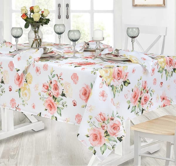 Newbridge Marie Rosa Hage 60 x 120 tommer Rektangulær Stoffdug til Middagsselskap