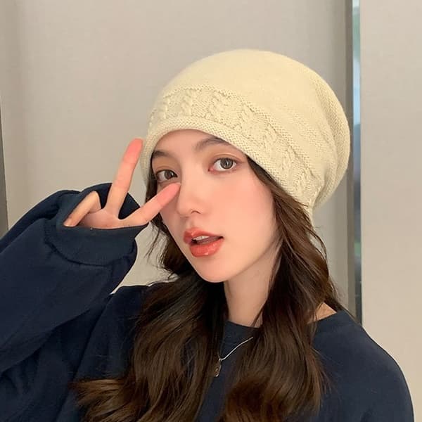 #Beige efterårs- og vintertynd strikket hue#
