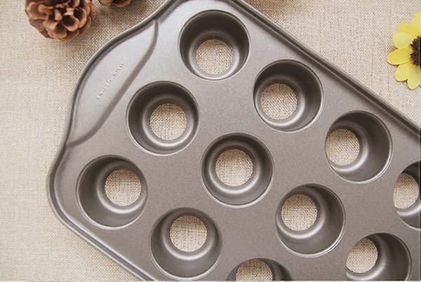 2 Pakning 12 Hulrom Mini Ostekakeform Med Avtakbar Bunn Lh-1