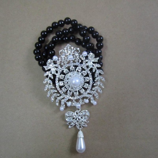 Prom Hand Corsage Pearl Jeweled Crystal Bling Bröllopsarmband BLACK