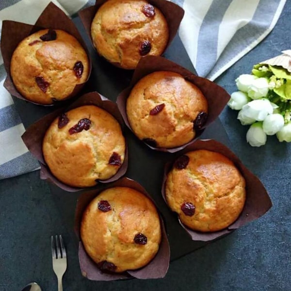 150 Stycken Mini Bakformar Tulpan Bakformar Muffinsformar för Bröllop Födelsedagsfester