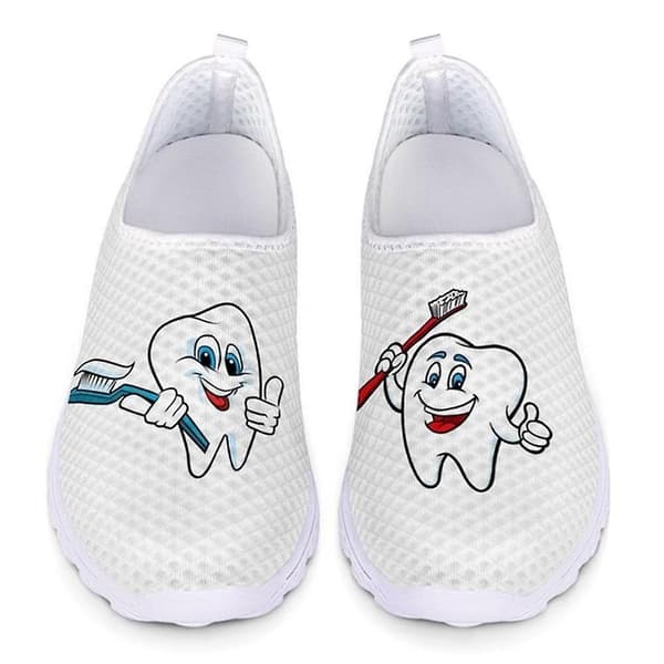 Söta tecknade tandmönster kvinnor Slip On Sneakers ( set 1) E 41