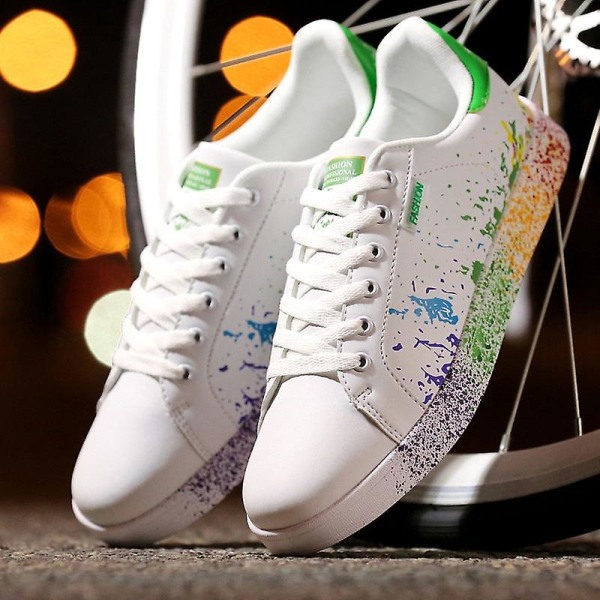 Platta sneakers för kvinnor, skor med snörning av graffitiplattformar blue 10