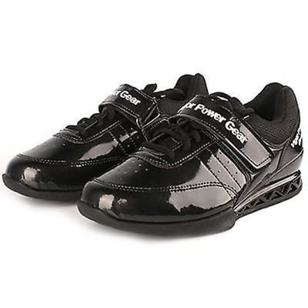 Tyngdlyftningsgym, Bright Black Sneakers 40