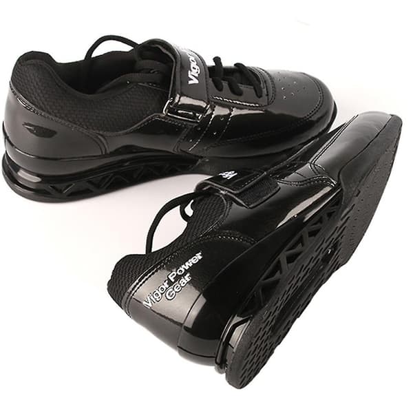 Tyngdlyftningsgym, Bright Black Sneakers 43