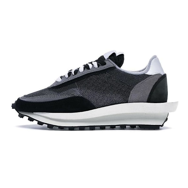 Andningsbara Athletic Trainers Sports Sneakers 42 / J