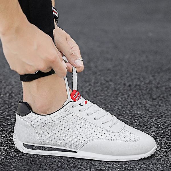 Läder Sneakers, Sport Vulkaniserade Skor Red (hole) CN 38(Insole 24 cm