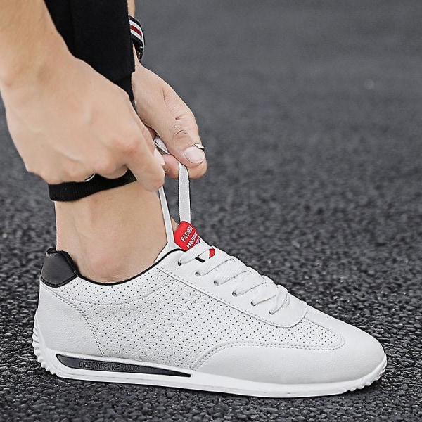 Läder Sneakers, Sport Vulkaniserade Skor Red (hole) CN 41(Insole 25.5 cm