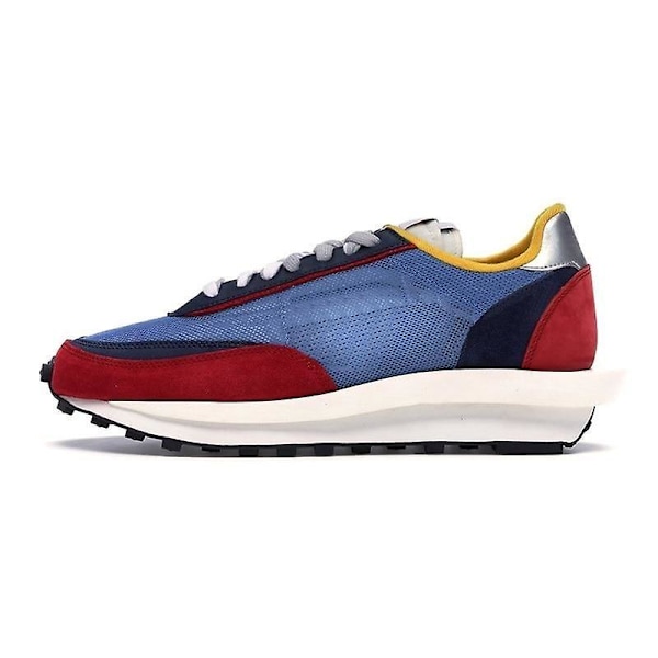Andningsbara Athletic Trainers Sports Sneakers 41 / H