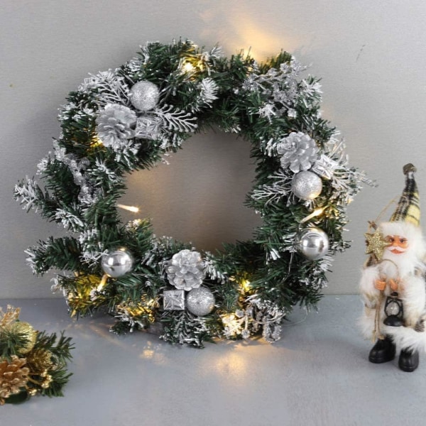 Upplyst julkrans med LED-lampor, 40 cm förbelyst dörrkrans med ornament, batteridriven konstgjord krans