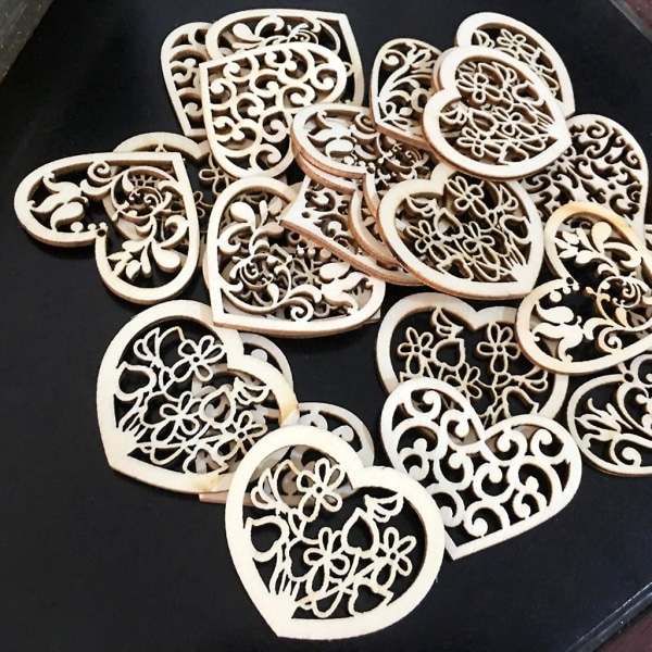 50 st Carving Hollow Heart Flower Trä Målning Scrapbooking Hantverk Handgjorda Di