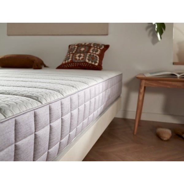 Viskoelastisk Lyx Kub Madrass - Hög densitet HR Pro Nature Core - Medium-hög fasthet - tjocklek 26 cm +/- 2 - 135x200 cm