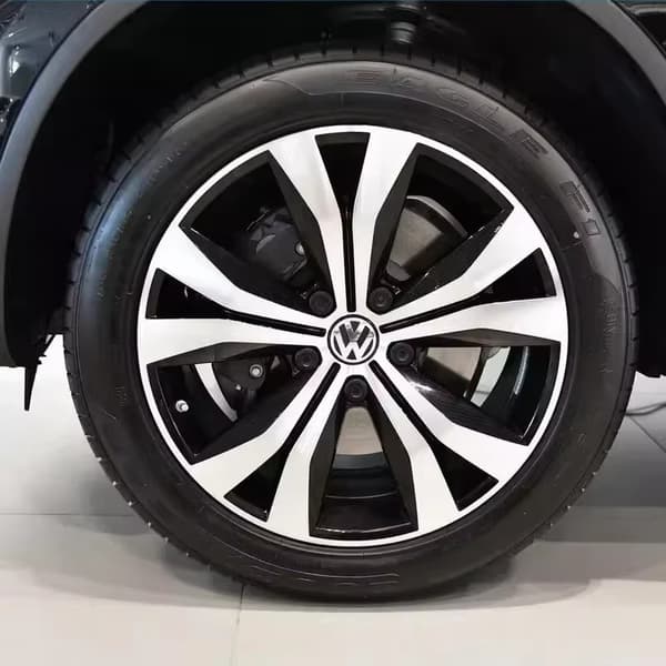 4 kpl Volkswagen Keskikupit – Pyörännavan Embleemi 56mm Silver Silver