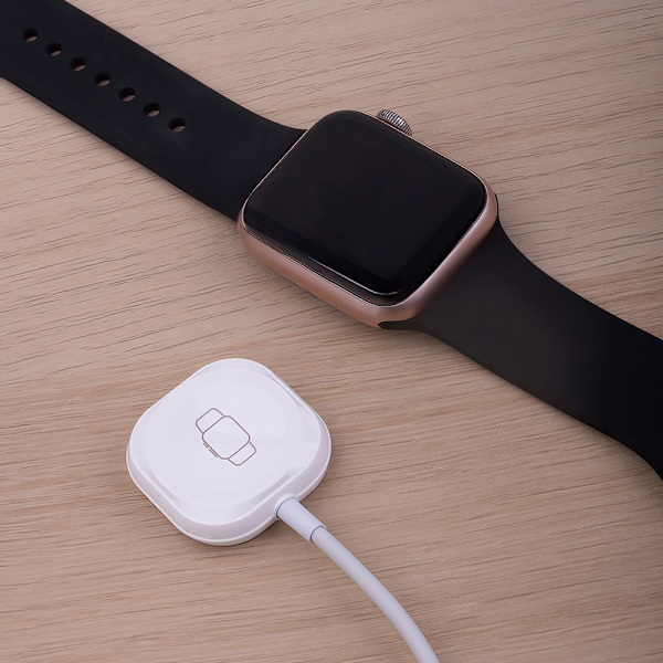 Apple Watch Kompatibel 3W Magnetic Trådlös laddare - FOREVER White