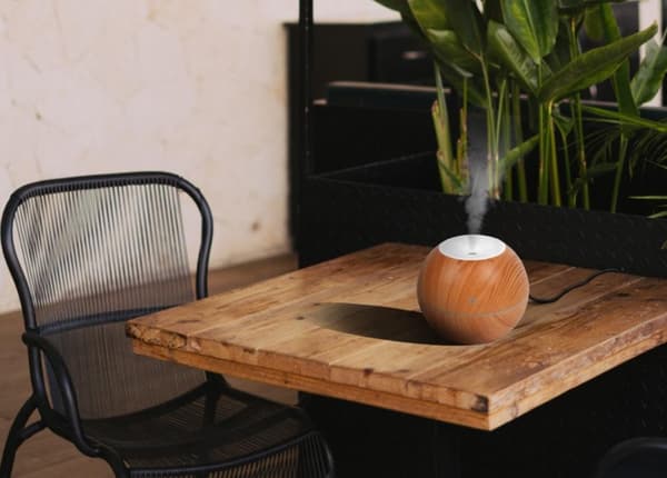 Luftfuktare Aroma Diffuser 4 färger upplyst 130ml Ljus trä Light brown