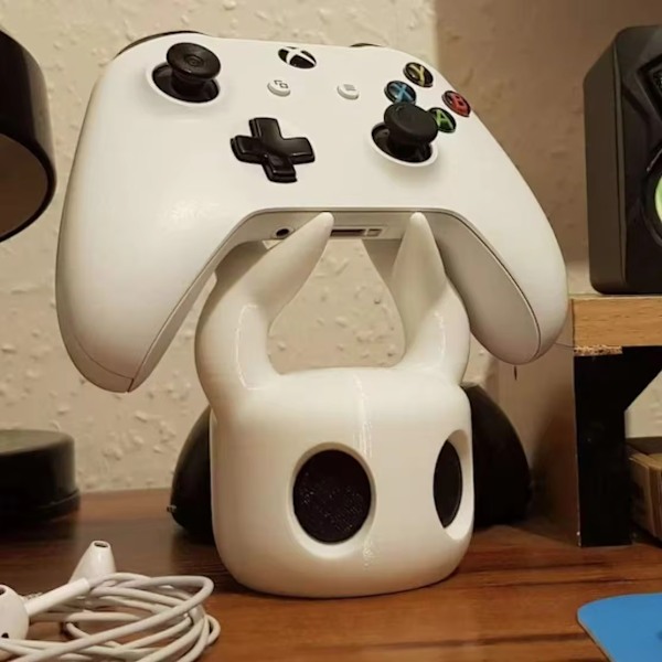 Universal Spillholder for Spillkontrollere Kompatibel med PS4/PS5/Switch Hollow Knight Tema Skrivebordsvisning White