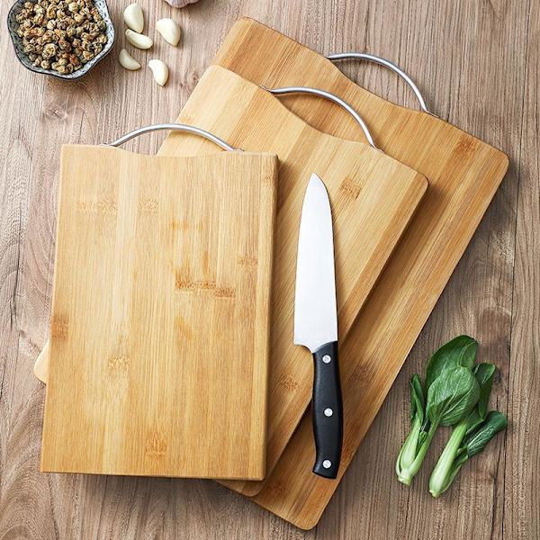 Köksskärbräda rektangulär bambu skärbräda med metallhängare kök frukt grönsaker kött mat 30*20*1.8CM