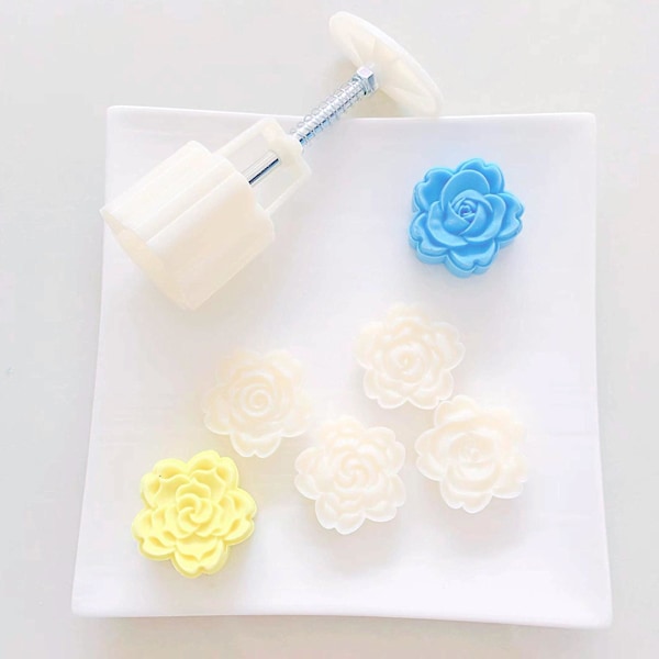 Plastik månekakeform 50g 3d roseblomst stempler kjeks kakeform form DIY fondant bakeverktøy for midt-høst