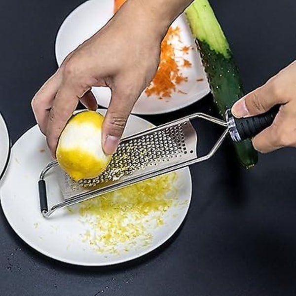 Manuel Ost Rivjern & Citrus Zester Premium Klassisk Skarp Rustfrit Stål Zester Rivjern, ideel til