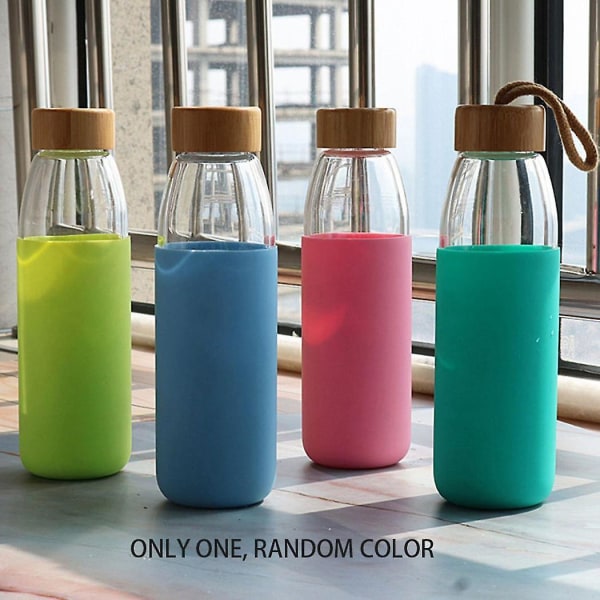 2x 500 ml enkelt design af bambusdæksel glasvandflaske med bambuslåg og silikonebeskyttelse