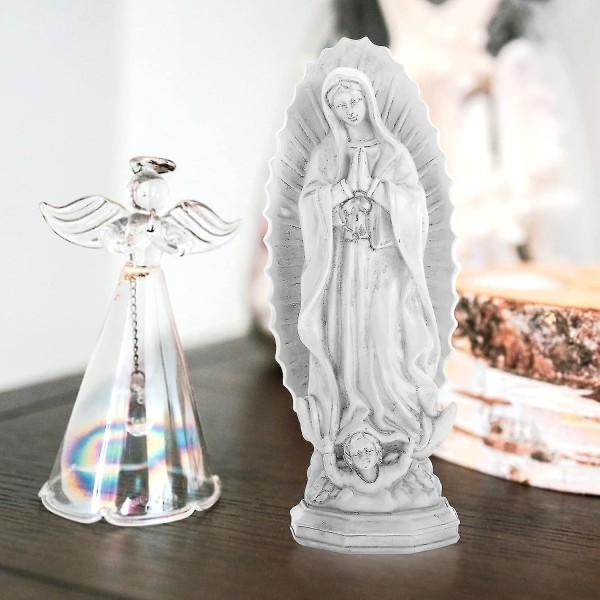 Katoliset lahjat Hartsi Uskonnollinen rukoileva Neitsyt Marian patsas Siunattu tahrattoman sikiämisen äiti katolinen veistos