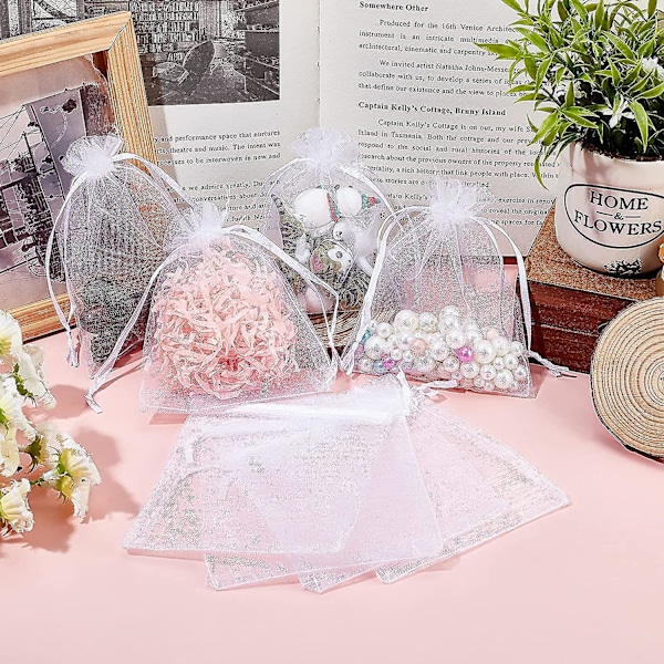 100 kpl valkoisia organza-pusseja 9x12cm läpinäkyviä organza-pusseja, joissa on kiristysnauha pienille esineille, lahjoille, koruille, pakkaamiseen ja järjestämiseen