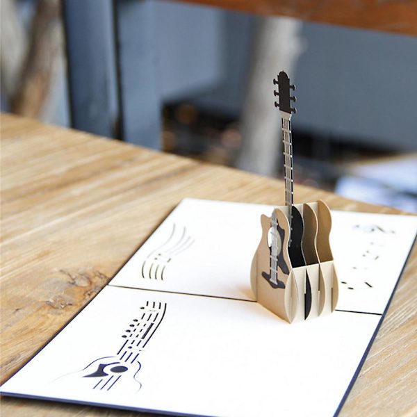 Paper Guitar 3d Pop Up -kortti, käsintehdyt onnittelukortit syntymäpäiväonnitteluihin
