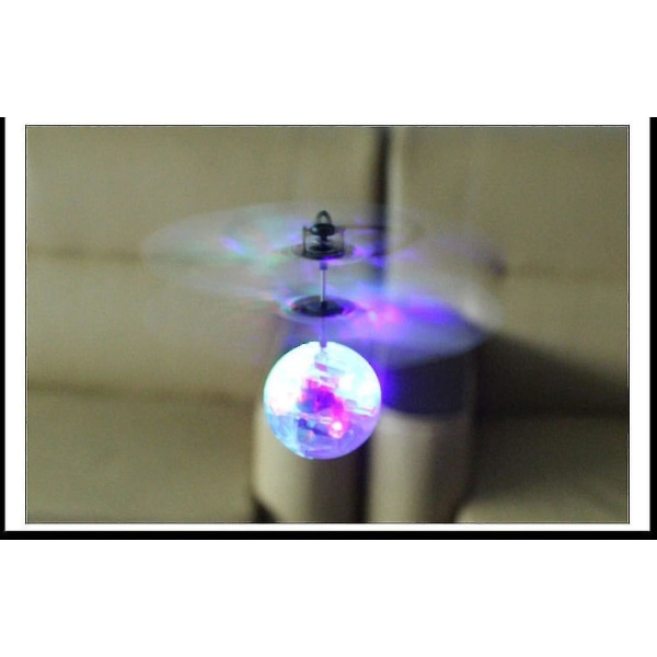Flygende Ball LED Lysende Barnleker Magisk Sansende Helikopter Elektronisk Infrarød Induksjon Fly -cl.