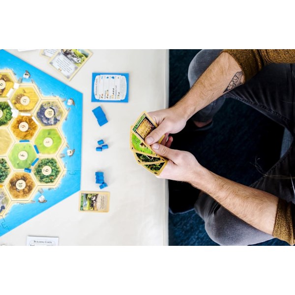 Catan Lautapeli - Lähde Seikkailun Ja Kaupan Matkalle!