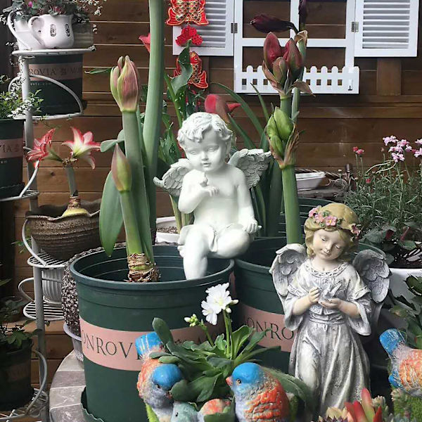 Kreativ trädgårdsdekoration Liten ängel flicka husdjur Kreativa prydnader