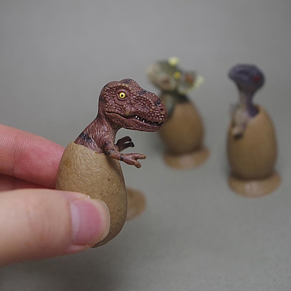 3 stk håndlavet plastikcement halvklækket dinosauræg model med piedestal sjovt nyt legetøj til leg